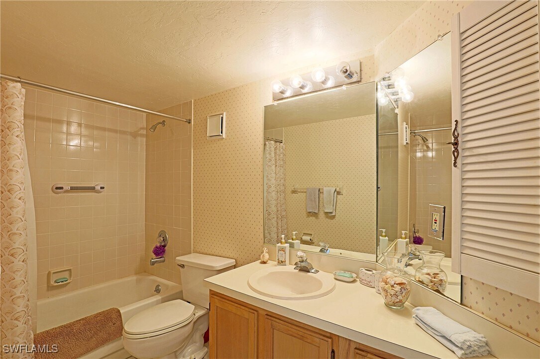Photo - 9627 Eaton Gardens Ln Unit 104