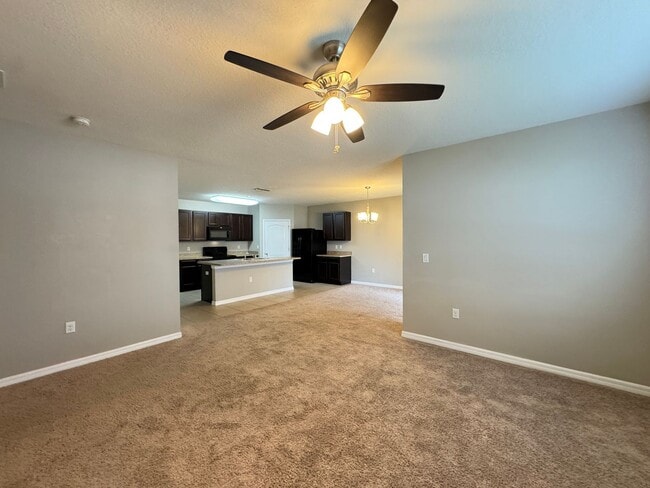 Photo - Beautiful 4 Bedroom 2 Bathroom Home in Bartow!