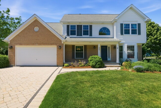Building Photo - Spacious 4-Bedroom Home with Finished Basement and Modern Upgrades in Grayslake