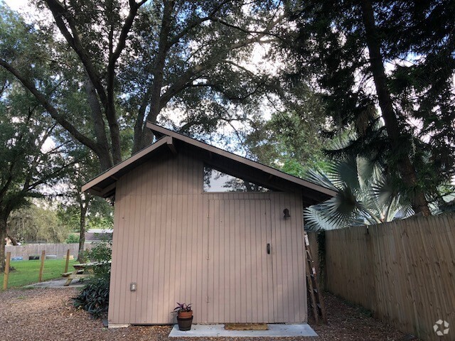 Building Photo - 12403 N Boulevard Unit 1 Rental