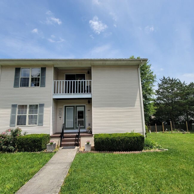 2/1.5 Townhome-Cookeville City- End Unit - 2/1.5 Townhome-Cookeville City- End Unit