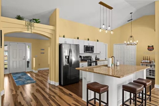 Photo - 3 Ryecroft Ln