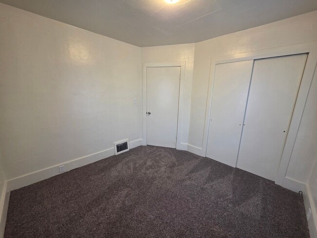 Photo - 216 S Mason St