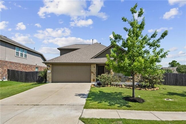 Building Photo - One-and-a-half story, 4 bedroom home - Available early June!