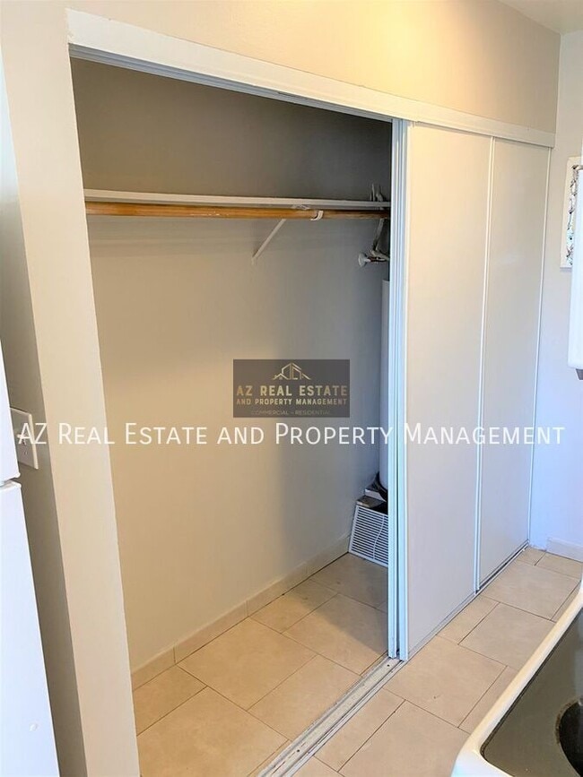 Photo - 909 E Roosevelt St Unidad 6