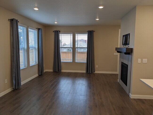 Photo - Luxury Open Concept Townhome in Quiet Littleton Neighborhood Complete with Mountain Views!