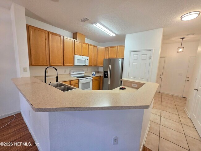 Photo - 5663 Greenland Rd