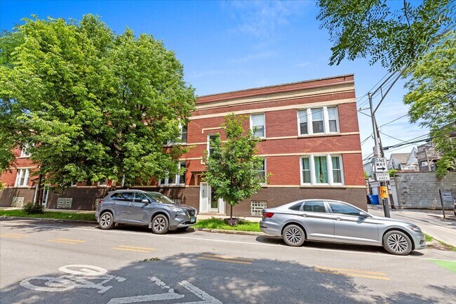 Photo - 2572 W Lyndale St Condo Unit 2