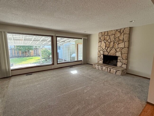 Photo - Amazing Freshly Updated Four Bedroom Two B...
