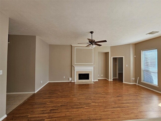 4434 Grove Park Dr