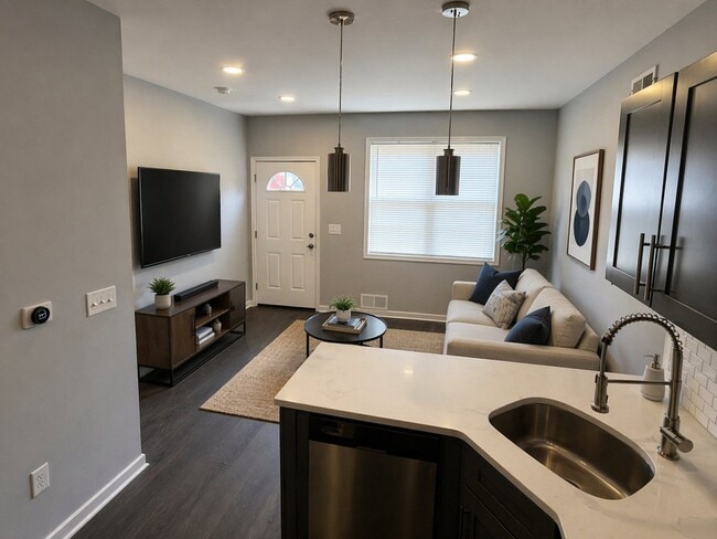 Building Photo - 2202 N Bouvier St