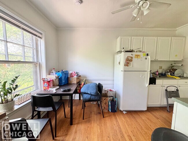 Photo - 2149 N Fremont St Unidad 1