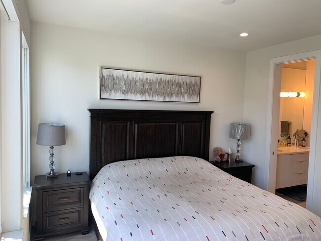 Photo - 2865 W 24th Ave