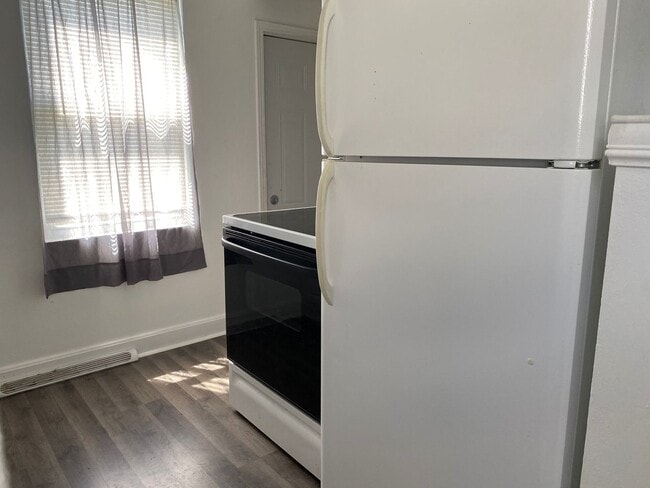 Photo - 1212 Evergreen Ave