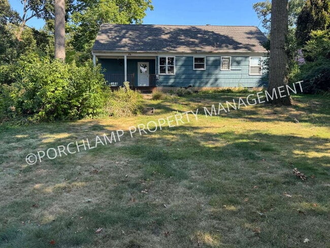 Photo - 2621 Coit Ave NE