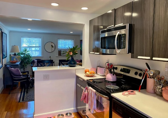 Photo - 53 Wyman St