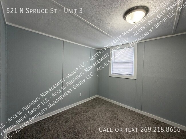 Photo - 521 Spruce St Unit 3