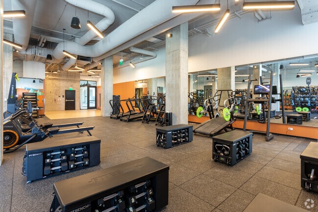 4th Floor Fitness Center - Velaris Living