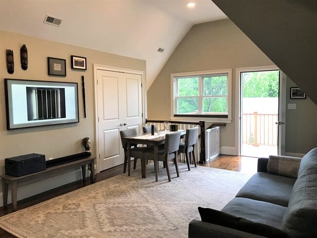 Photo - 27 Albion St