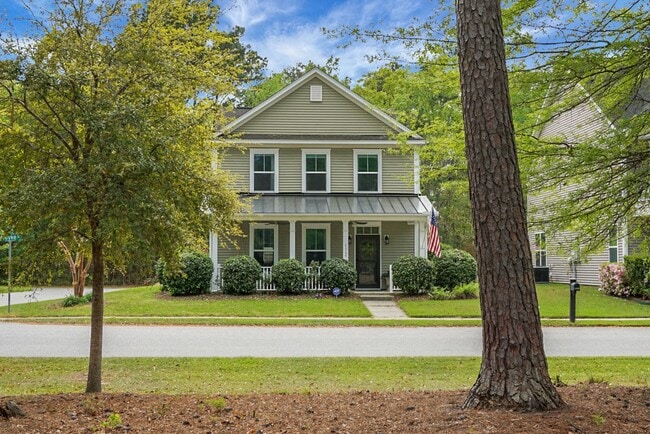 Photo - Johns Island 4BR, 2.5 BA Gem: Features Wood Floors, 2-Car Garage, & Community Pool