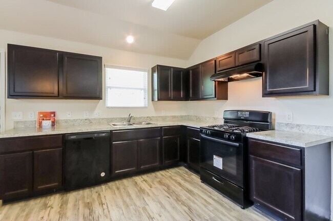 Photo - 9906 Piave Drive