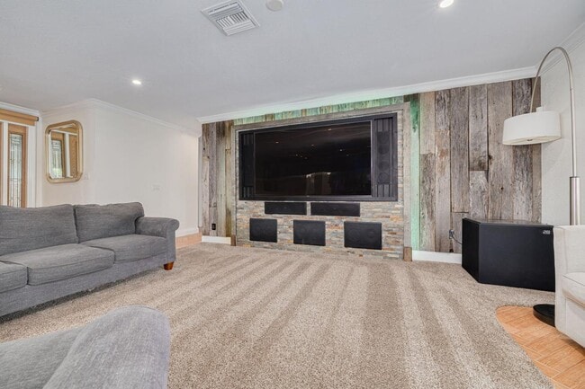 Photo - 2601 Witley Ave