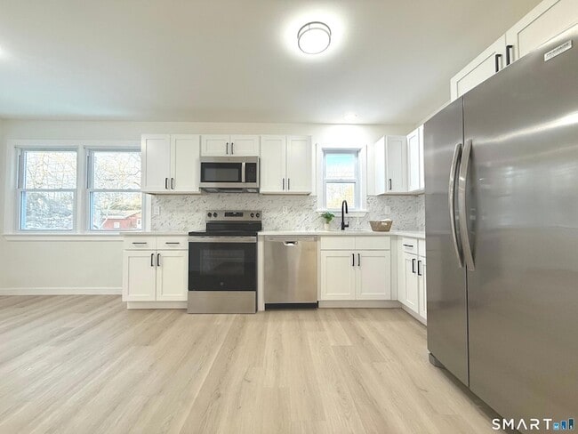 Photo - 275 Dayton Rd