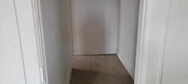 Photo - 665 1/2-349-342 E 4th St