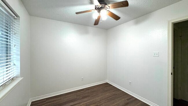 Photo - 6422 Diamond Rock Dr