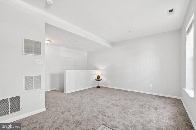 Photo - 2617 Osprey Way S