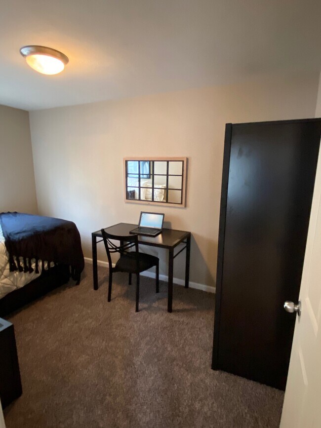 Eagle Village Student Housing Apartments Evansville, IN