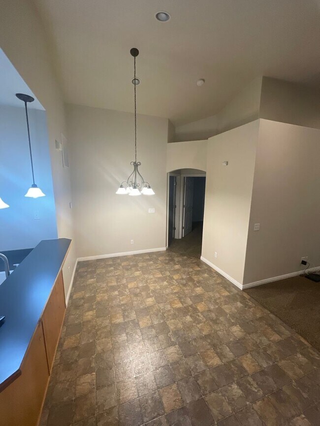 Photo - 1061 Canyon Meadow Dr