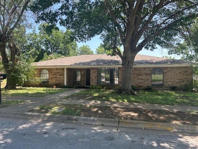 Building Photo - 2106 Overbrook Dr Rental