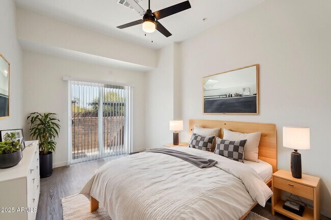 Photo - 3031 W Northern Ave Unit 120