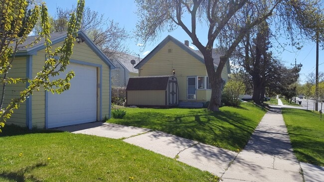 Photo - 1000 E 21st St