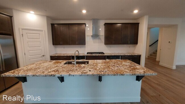 Photo - 4 br, 3 bath House - 6144 Waddington Way