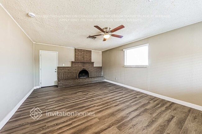 Photo - 6921 W Hazelwood St