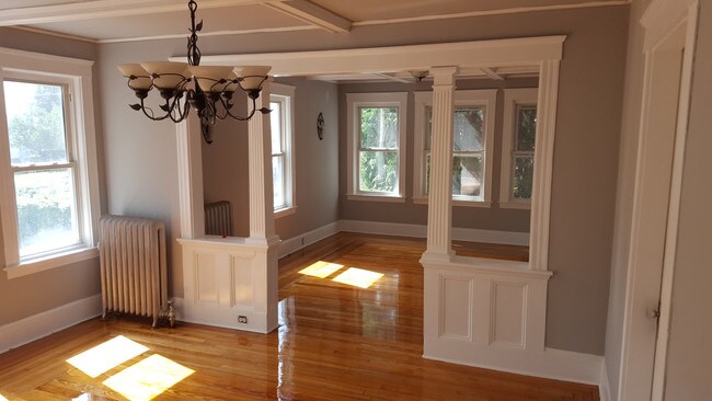 Photo - Kenwood Rd Unit 1