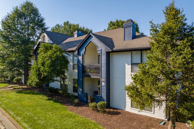 Meadows Apartment Homes