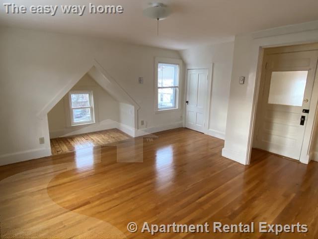 Building Photo - 26 Claremon St Unit #3 Rental