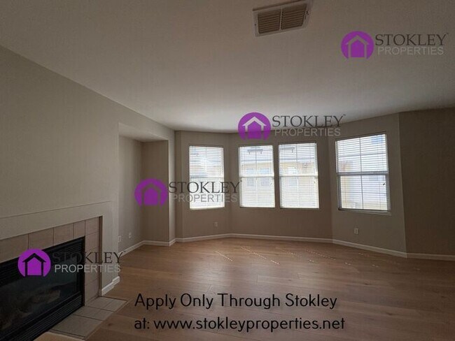 Photo - 71 Matisse Ct