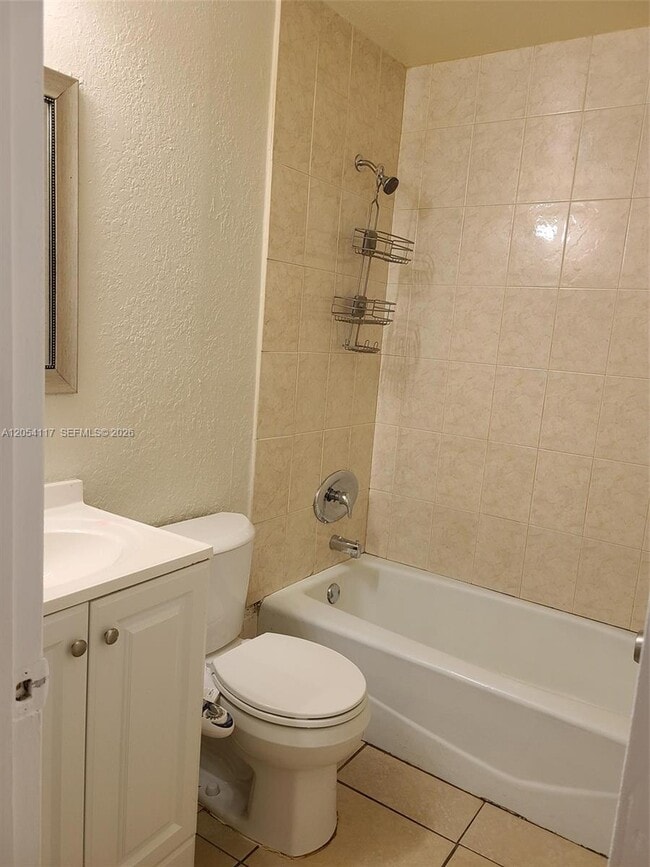 Photo - 2117 Liberty St Unit center