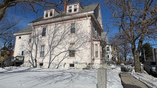 Photo - Spacious 2 Bed, 1 Bath Apartment – Portland – $2,199/month Unit 1