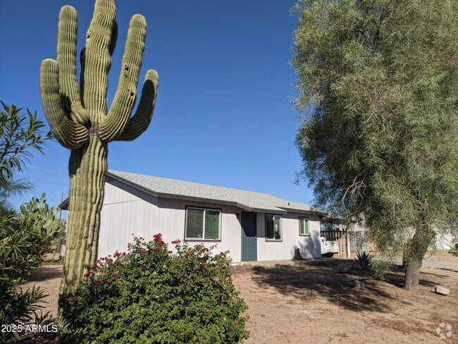 Building Photo - 11540 E Crescent Ave Rental