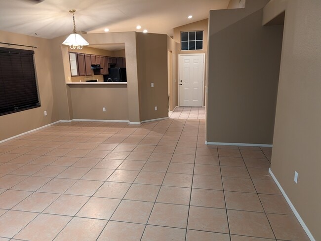 Gran salón - 10430 W Orange Dr