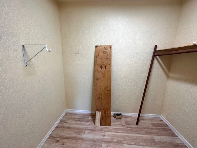 Photo - 16900 Wellborne Rd