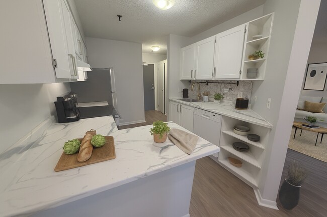 Cuisine - 2080 Quingate Place