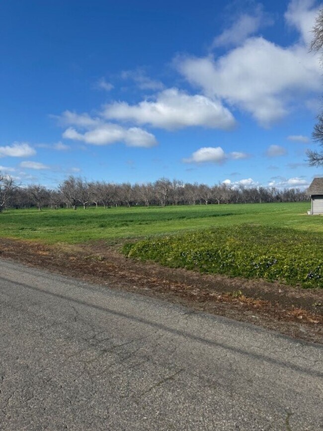 Photo - Country Style Living in this Charmin Home in Anderson