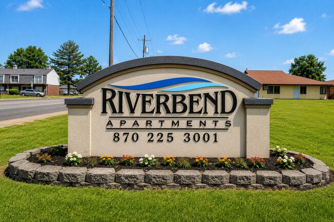Photo - Riverbend Apartments