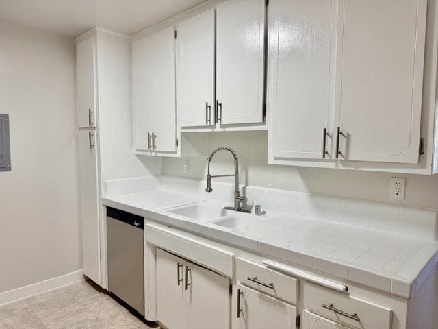 14925 Sherman Way Unit 204
